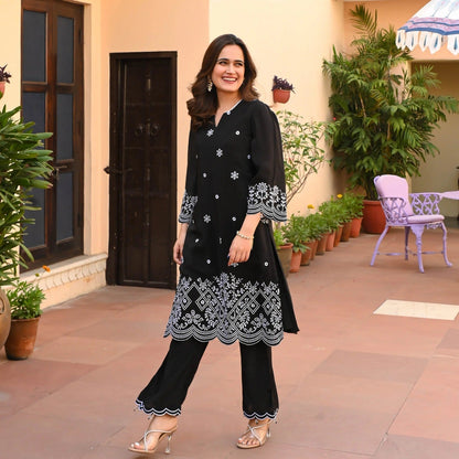 BEAUTIFUL EMBROIDERED BLACK CO-ORD SET