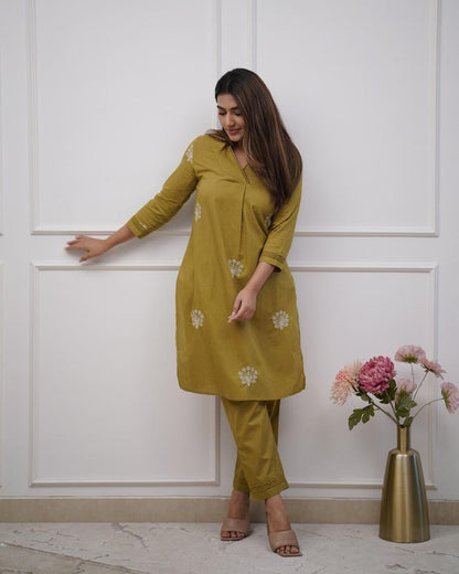 Stylish Floral Embroidered Co-ord Set