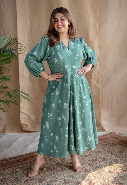 Stylish Floral Designed Midi Dress