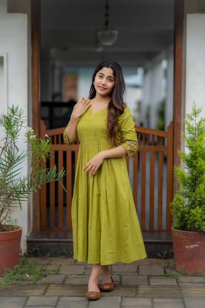 Elegant Classy Midi Dress
